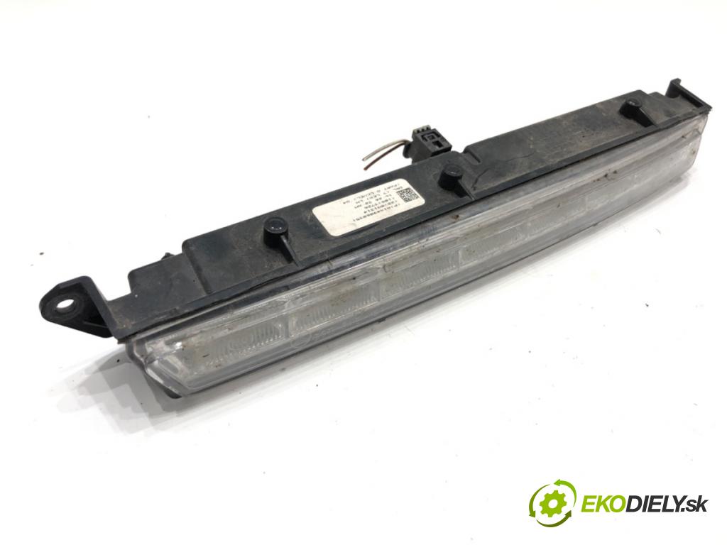 MERCEDES-BENZ KLASA GL SUV 2012 190 kW GL 350 CDI / BlueTec 4-matic (166.823, 166.824) 2987 světlo DRL: levý přední část A1649060351