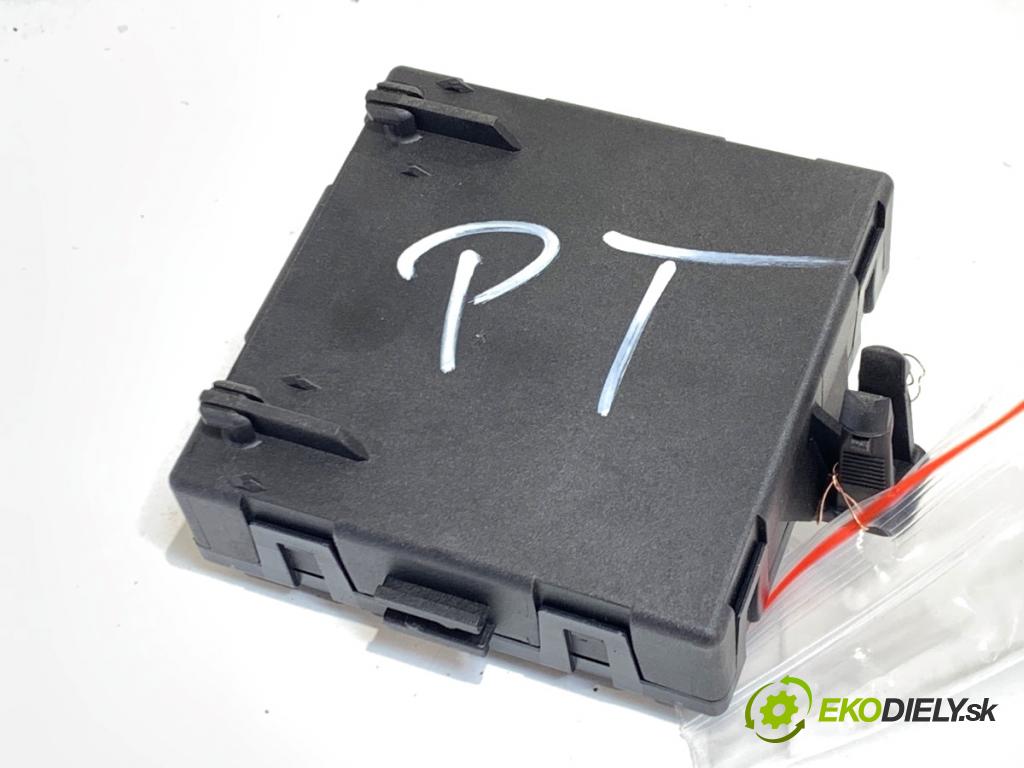 MERCEDES-BENZ KLASA GL SUV 2012 190 kW GL 350 CDI / BlueTec 4-matic (166.823, 166.824) 2987 modul dveře zadní část pravý A1669006305