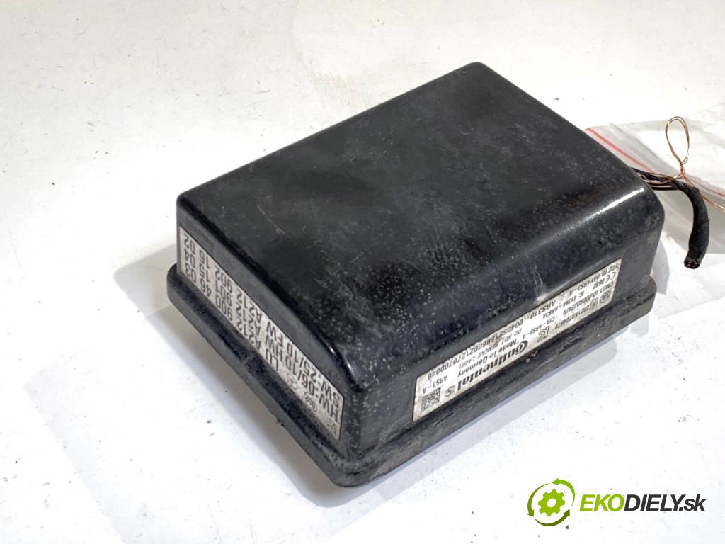 MERCEDES-BENZ KLASA GL SUV 2012 190 kW GL 350 CDI / BlueTec 4-matic (166.823, 166.824) 2987 RADAR: DISTRONIC A2129004603