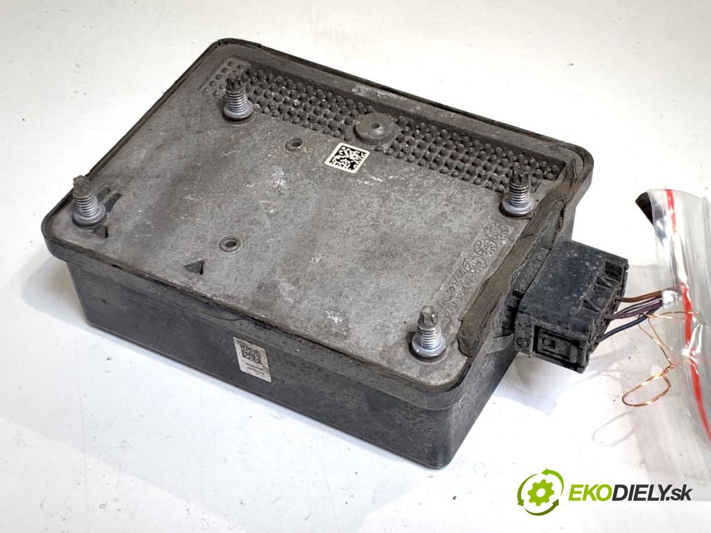 MERCEDES-BENZ KLASA GL SUV 2012 190 kW GL 350 CDI / BlueTec 4-matic (166.823, 166.824) 2987 RADAR: DISTRONIC A2129004603