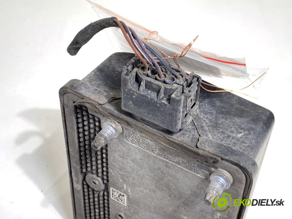 MERCEDES-BENZ KLASA GL SUV 2012 190 kW GL 350 CDI / BlueTec 4-matic (166.823, 166.824) 2987 RADAR: DISTRONIC A2129004603