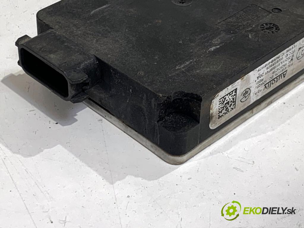 MERCEDES-BENZ KLASA GL SUV 2012 190 kW GL 350 CDI / BlueTec 4-matic (166.823, 166.824) 2987 Snímač RADAR: DISTRONIC A0009050110