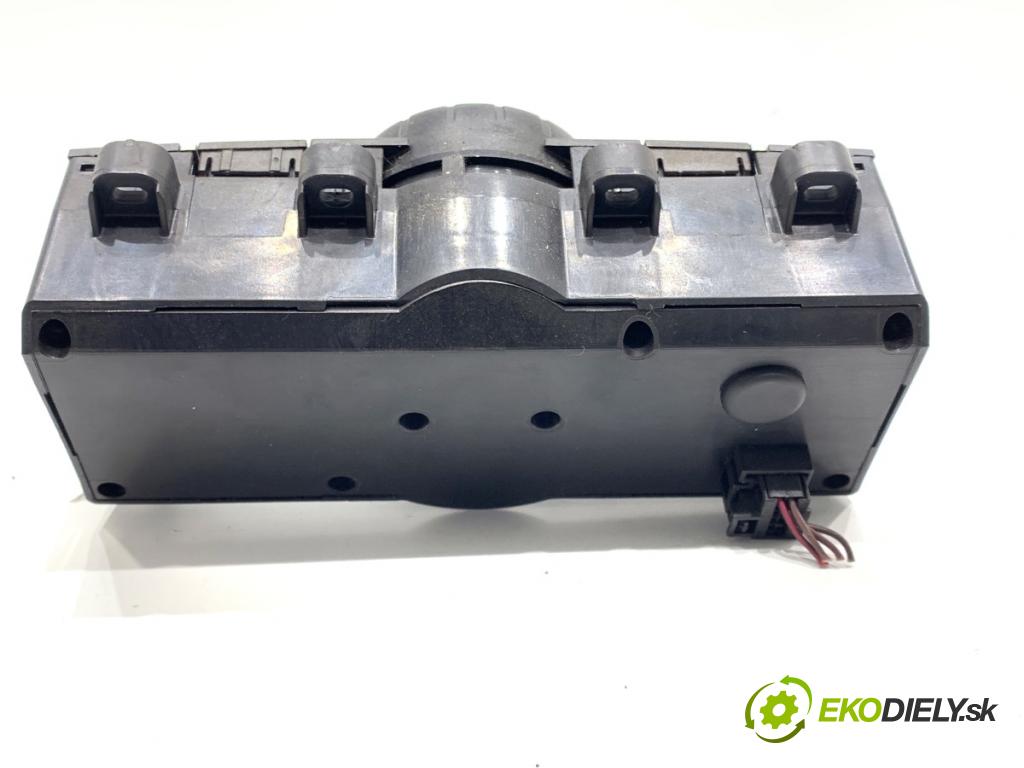 MERCEDES-BENZ KLASA GL SUV 2012 190 kW GL 350 CDI / BlueTec 4-matic (166.823, 166.824) 2987 Panel ovládania kúrenia klimatizácie zad 1669050300