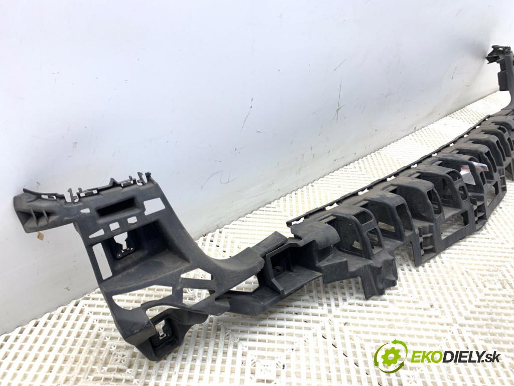 MERCEDES-BENZ KLASA GL SUV 2012 190 kW GL 350 CDI / BlueTec 4-matic (166.823, 166.824) 2987 Úchyt nárazníka zad stredový