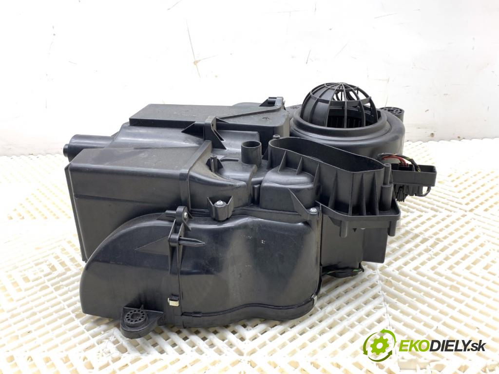 MERCEDES-BENZ KLASA GL SUV 2012 190 kW GL 350 CDI / BlueTec 4-matic (166.823, 166.824) 2987 Výhrevné teleso, radiátor kúrenia ventilátor zad A1668301660