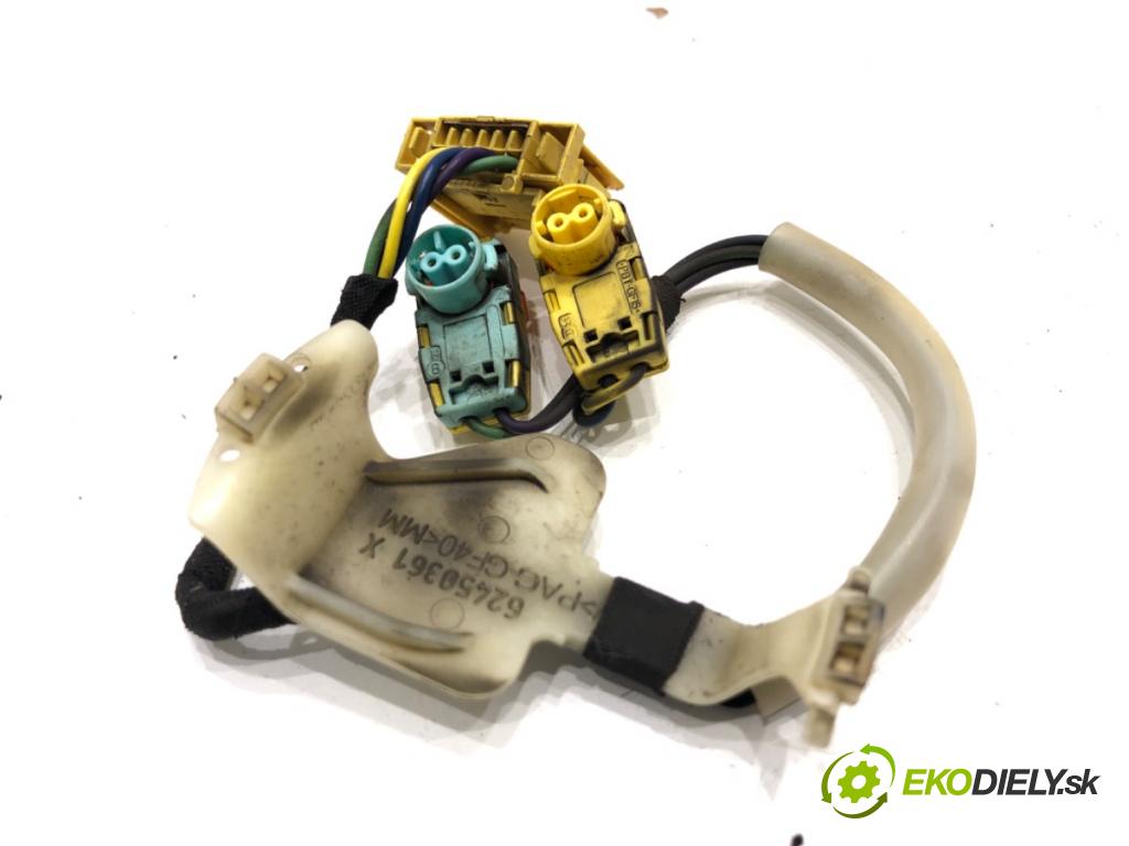 MERCEDES-BENZ KLASA GL SUV 2012 190 kW GL 350 CDI / BlueTec 4-matic (166.823, 166.824) 2987 Káblovačka silentbloku airbag A2045450126