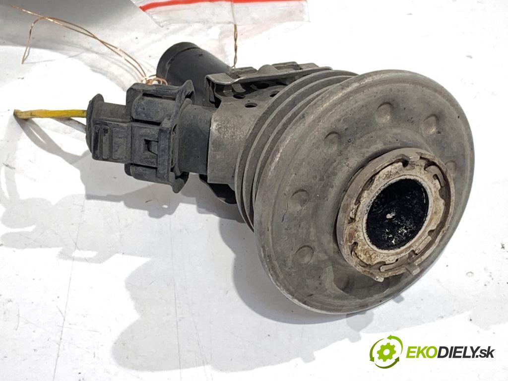 MERCEDES-BENZ KLASA GL SUV 2012 190 kW GL 350 CDI / BlueTec 4-matic (166.823, 166.824) 2987 vstrekovač SCR: 