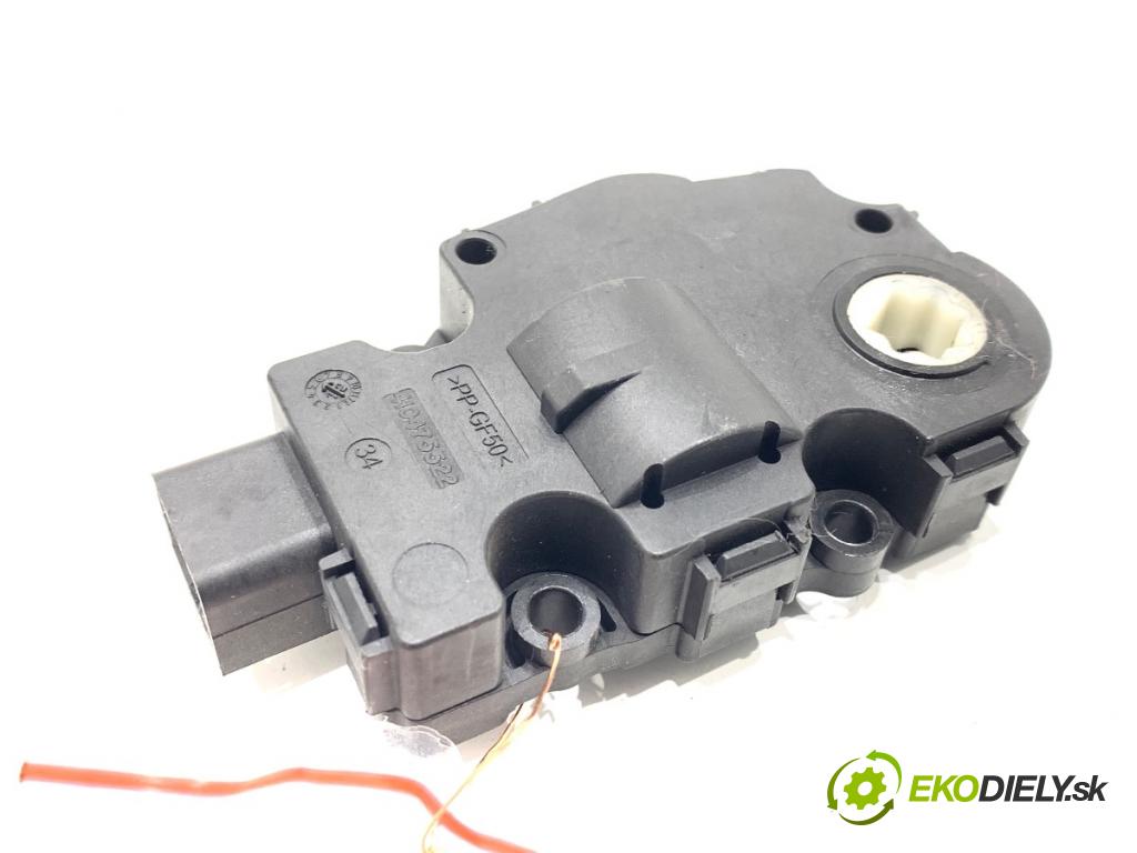 MERCEDES-BENZ KLASA GL SUV 2012 190 kW GL 350 CDI / BlueTec 4-matic (166.823, 166.824) 2987 Motor kúrenia EFB436