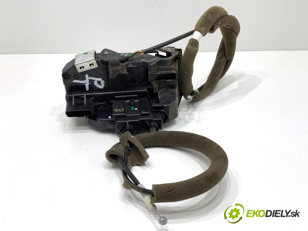 NISSAN QASHQAI J11 SUV 2014 96 kW 1.6 dCi 1598 zámok dveře pravý zadní část 