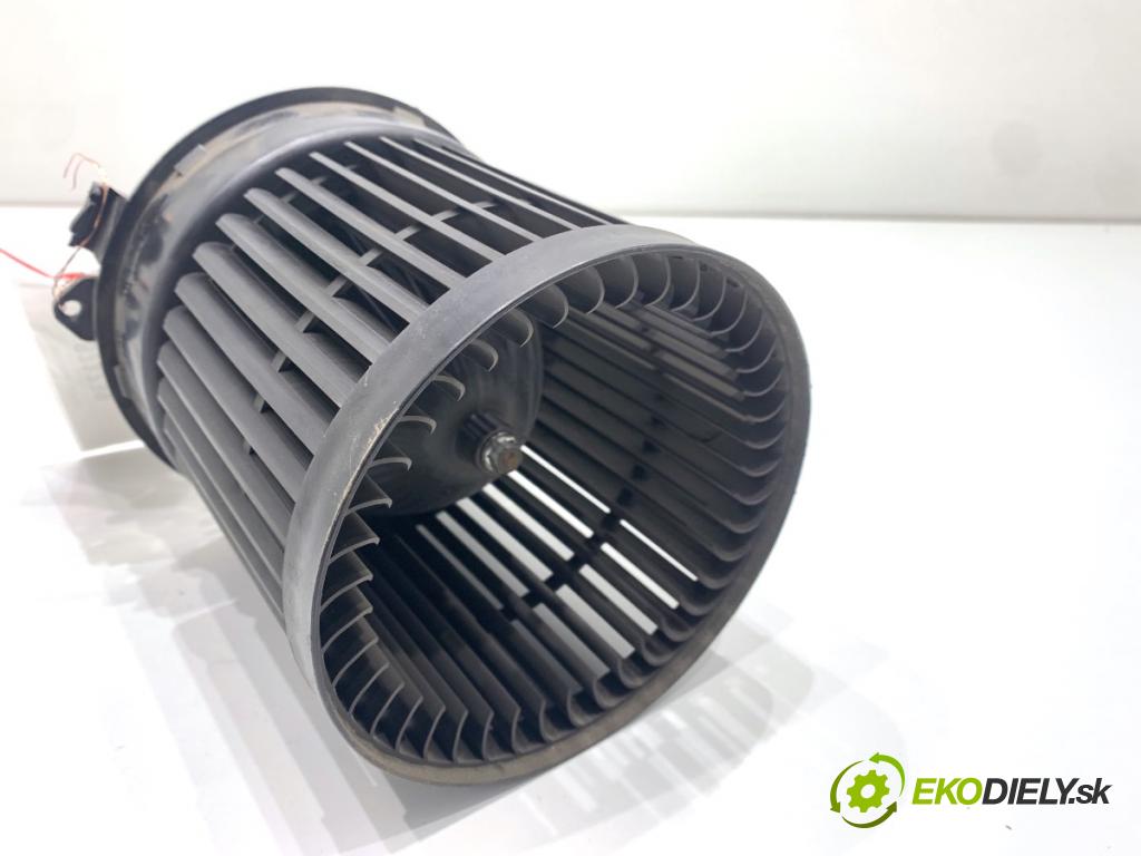 NISSAN QASHQAI J11 SUV 2014 96 kW 1.6 dCi 1598 ventilátor kúrenia 