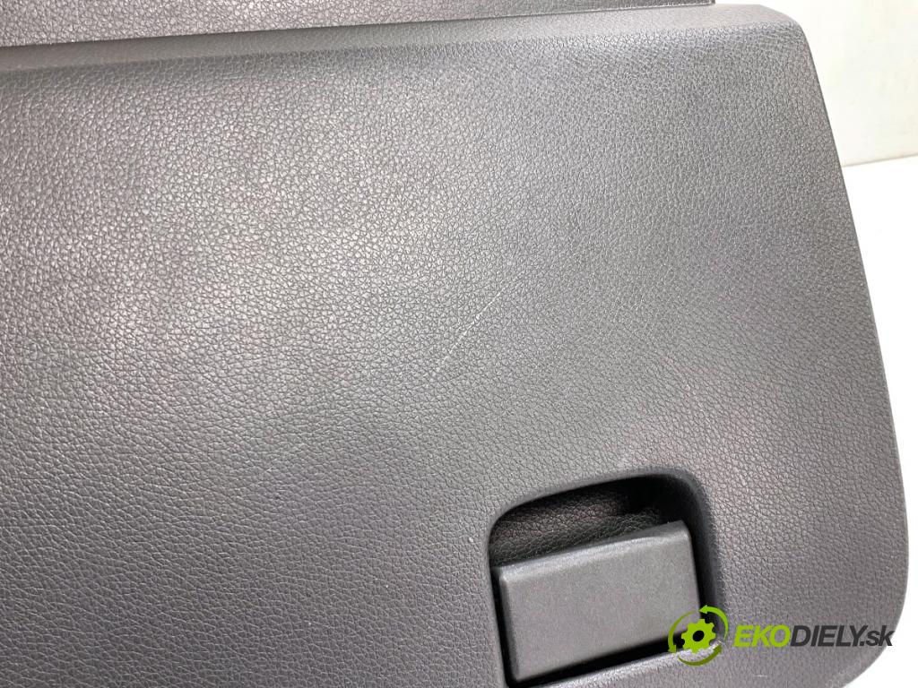 NISSAN QASHQAI J11 SUV 2014 96 kW 1.6 dCi 1598 přihrádka kastlík spolujezdce 685P34EH0A (Přihrádka (kastlík))