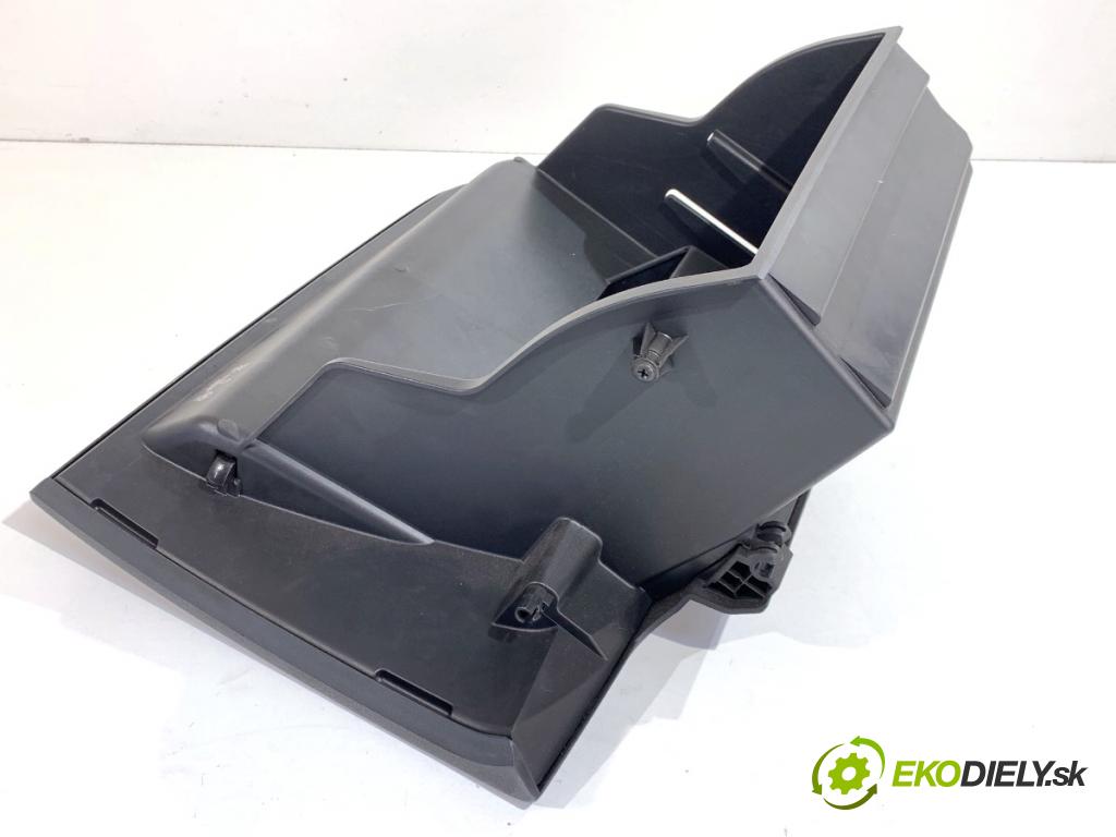 NISSAN QASHQAI J11 SUV 2014 96 kW 1.6 dCi 1598 přihrádka kastlík spolujezdce 685P34EH0A (Přihrádka (kastlík))