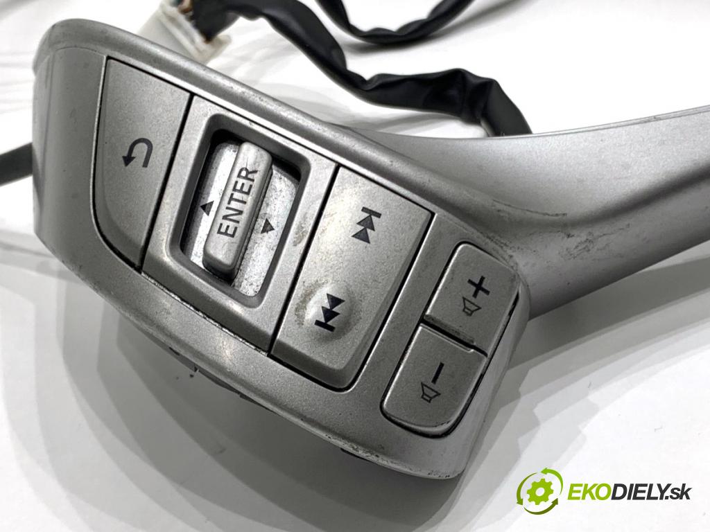 NISSAN QASHQAI J11 SUV 2014 96 kW 1.6 dCi 1598 SPÍNAČE: volantu