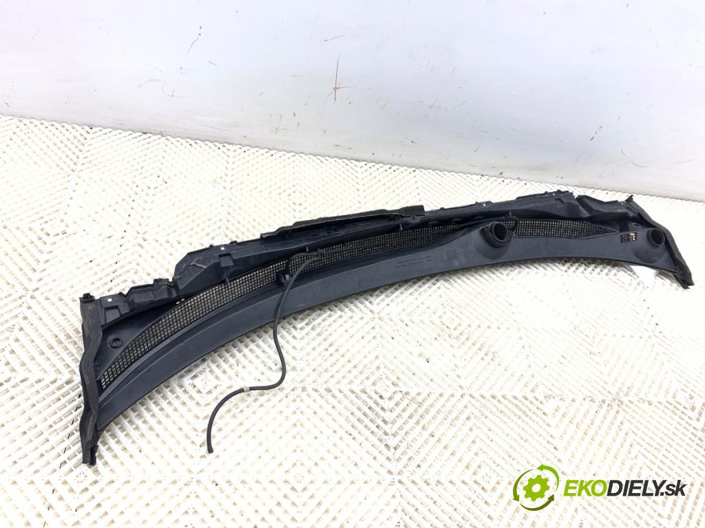 NISSAN QASHQAI J11 SUV 2014 96 kW 1.6 dCi 1598 Torpédo, plast pod čelné okno 668624EH1A (Torpédo (plast pod čelným sklom))