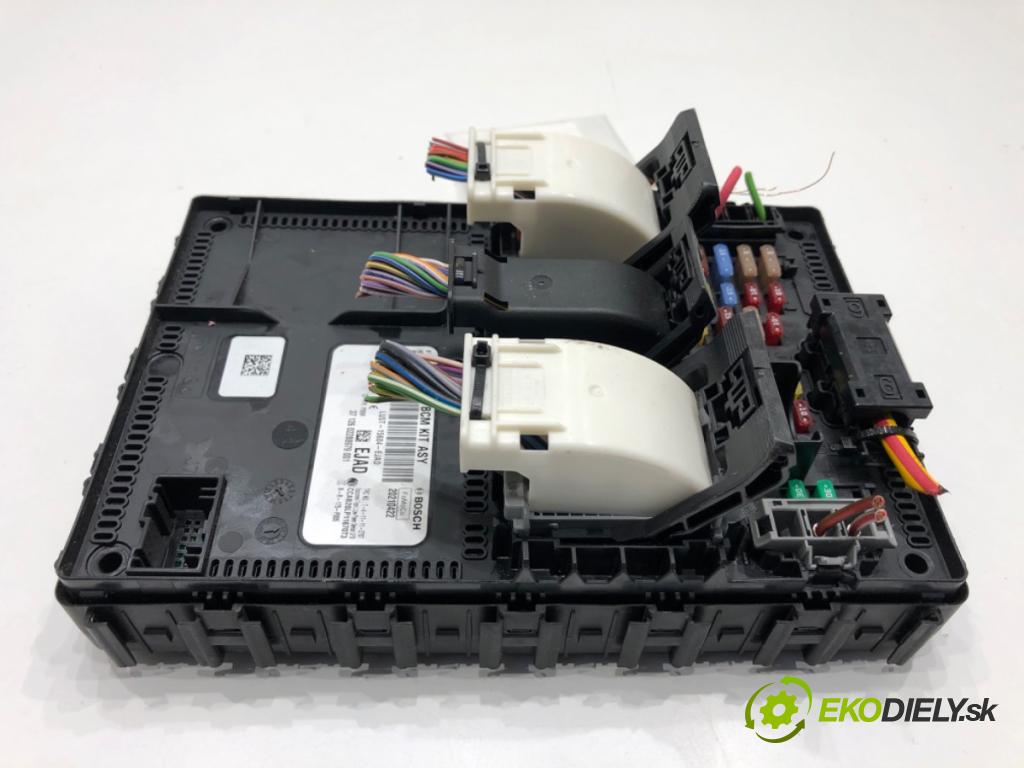 NISSAN QASHQAI J11 SUV 2014 96 kW 1.6 dCi 1598 Modul komfortu LU5T-15604-EJAD (Modul komfortu)