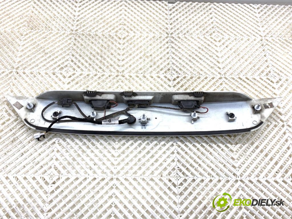 NISSAN QASHQAI J11 SUV 2014 96 kW 1.6 dCi 1598 Lišta dverí zad 908104ESXX