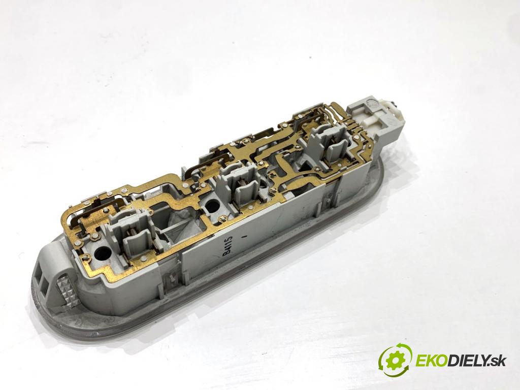 NISSAN QASHQAI J11 SUV 2014 96 kW 1.6 dCi 1598 Svetlo stropné