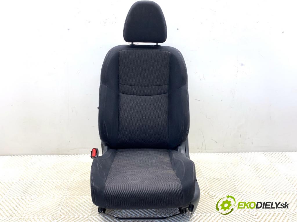 NISSAN QASHQAI J11 SUV 2014 96 kW 1.6 dCi 1598 Sedadlo ľavy predný 