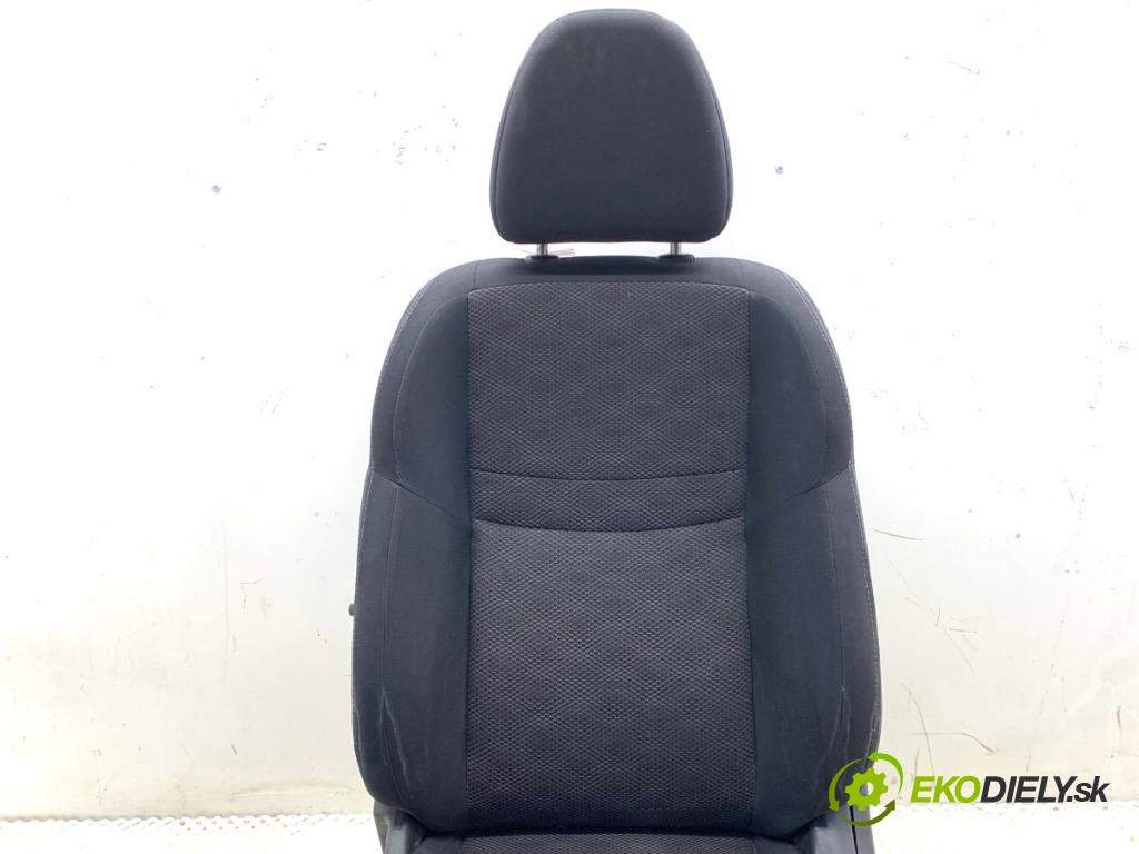 NISSAN QASHQAI J11 SUV 2014 96 kW 1.6 dCi 1598 Sedadlo ľavy predný