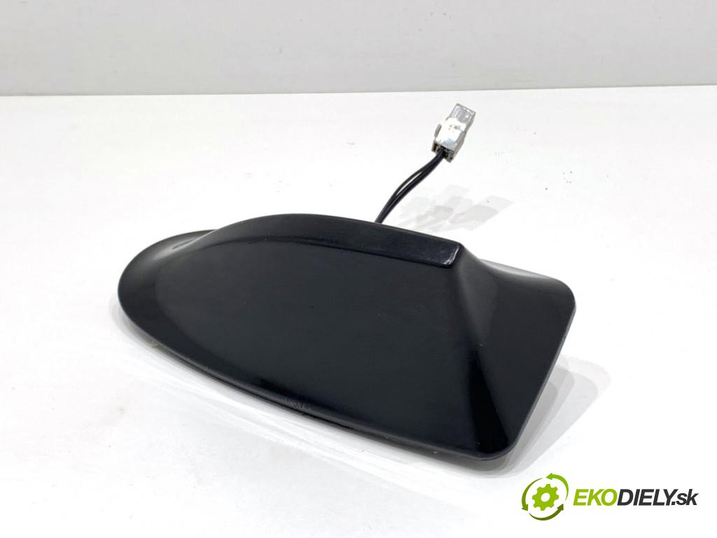 NISSAN QASHQAI J11 SUV 2014 96 kW 1.6 dCi 1598 ANTENA