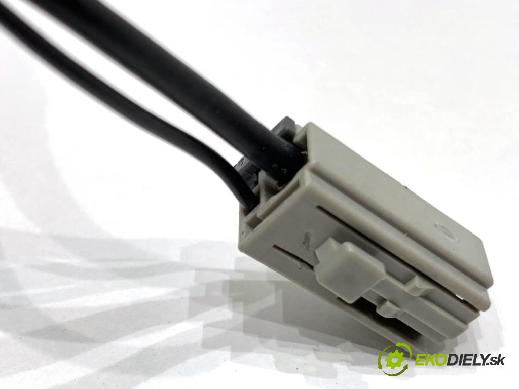 NISSAN QASHQAI J11 SUV 2014 96 kW 1.6 dCi 1598 ANTENA