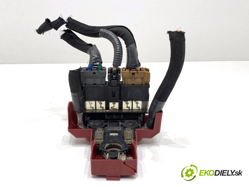 NISSAN QASHQAI J11 SUV 2014 96 kW 1.6 dCi 1598 svorka plus