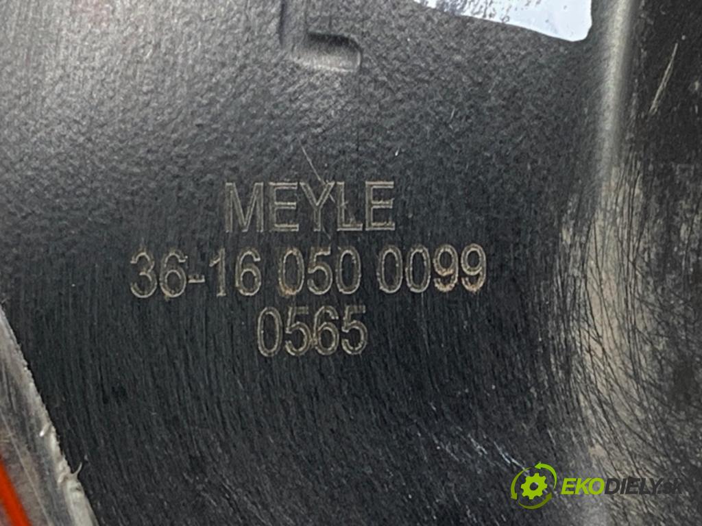 NISSAN QASHQAI J11 SUV 2014 96 kW 1.6 dCi 1598 rameno levý přední část