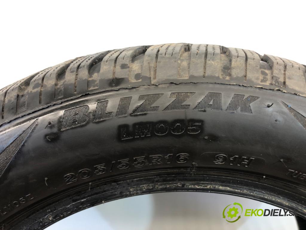 --- ---      PNEUMATIKA: zima 2X 205/55 16" BRIDGESTONE