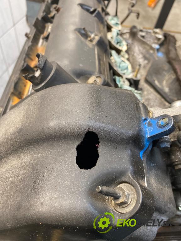 JAGUAR XJ sedan 2026 276 kW 4.0 3996 Motor RF1W93-6015-BC (Motor)