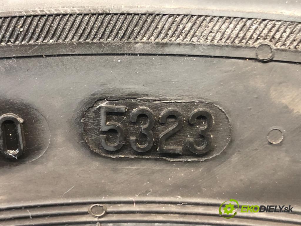 --- ---      PNEUMATIKY: 2X 205/55 16" BOD S