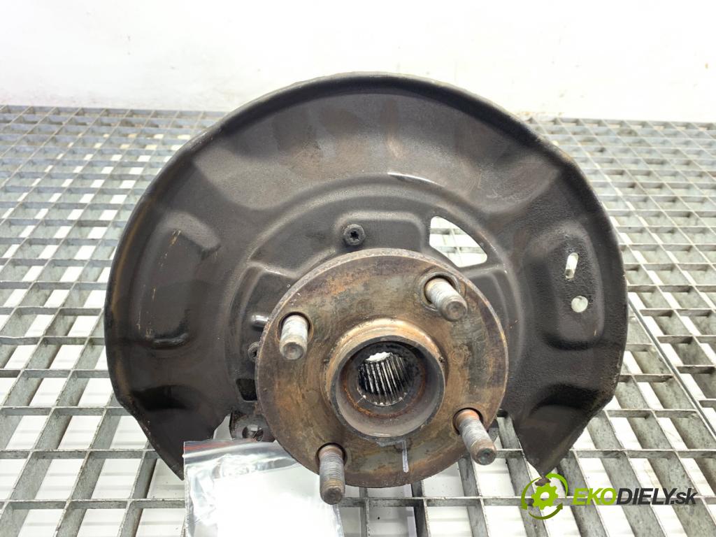 TOYOTA YARIS III liftback 2019 82 kW 1.5 (NSP131_) 1496 náboj ľavy predný 