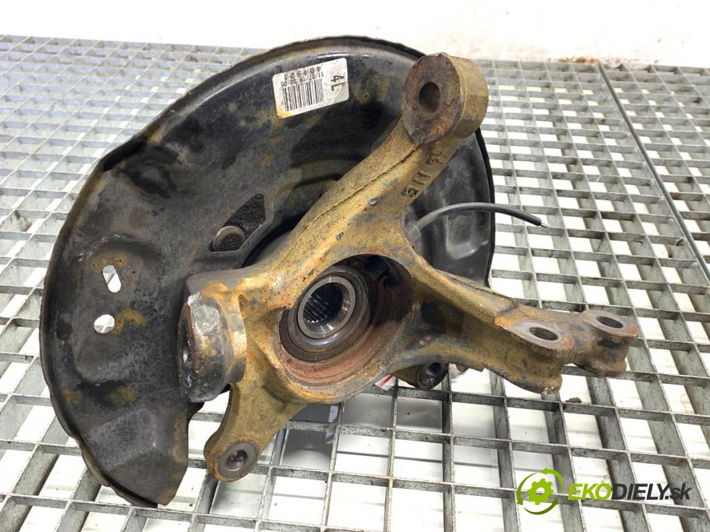 TOYOTA YARIS III liftback 2019 82 kW 1.5 (NSP131_) 1496 náboj ľavy predný