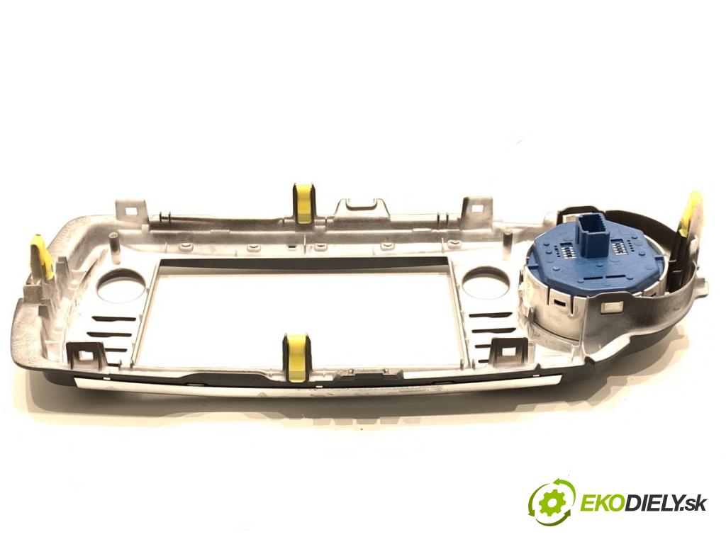 TOYOTA YARIS III liftback 2019 82 kW 1.5 (NSP131_) 1496 Spínač svetiel výstražných (núdzových) 839500D100 (Prepínacie páčky pod volantom)