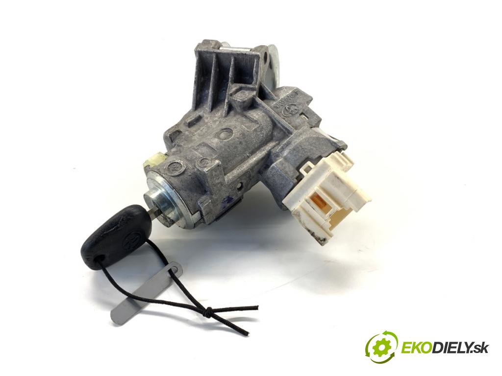 TOYOTA YARIS III liftback 2019 82 kW 1.5 (NSP131_) 1496 spínačka  (Spínací skříňka)