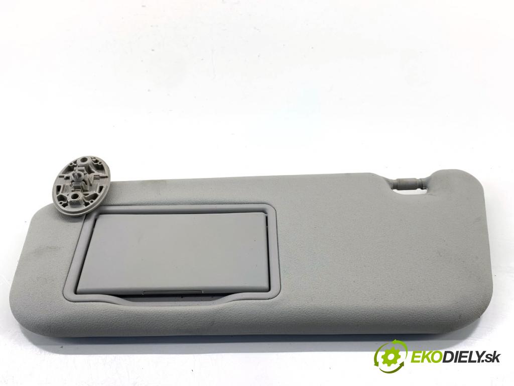 TOYOTA YARIS III liftback 2019 82 kW 1.5 (NSP131_) 1496 clona sluneční levý 