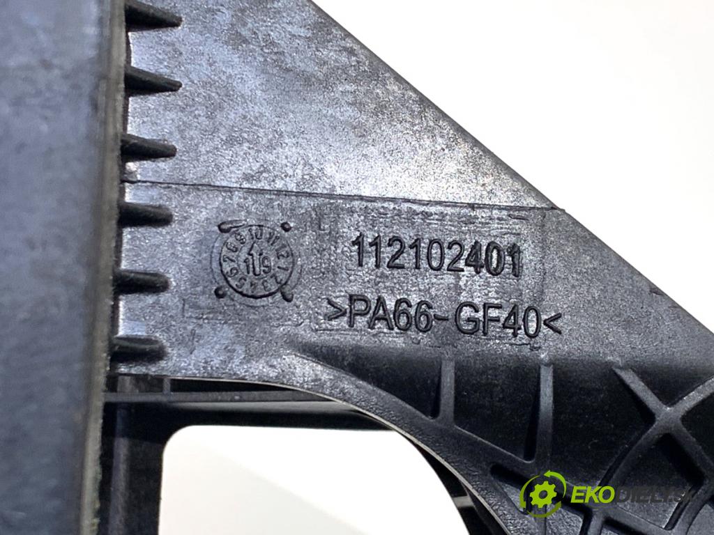 TOYOTA YARIS III liftback 2019 82 kW 1.5 (NSP131_) 1496 kulisa 112102401 (Řadicí páka (kulisa) )