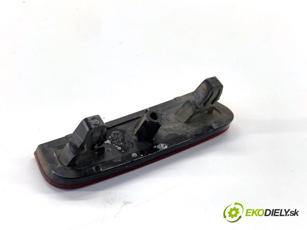 TOYOTA YARIS III liftback 2019 82 kW 1.5 (NSP131_) 1496 Svetlo nárazníka pravy zad 81910-0D040