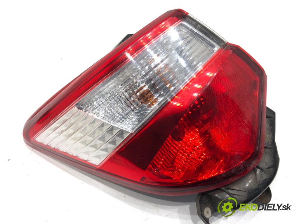 TOYOTA YARIS III liftback 2019 82 kW 1.5 (NSP131_) 1496 Svetlo ľavy zad 52156-0D210