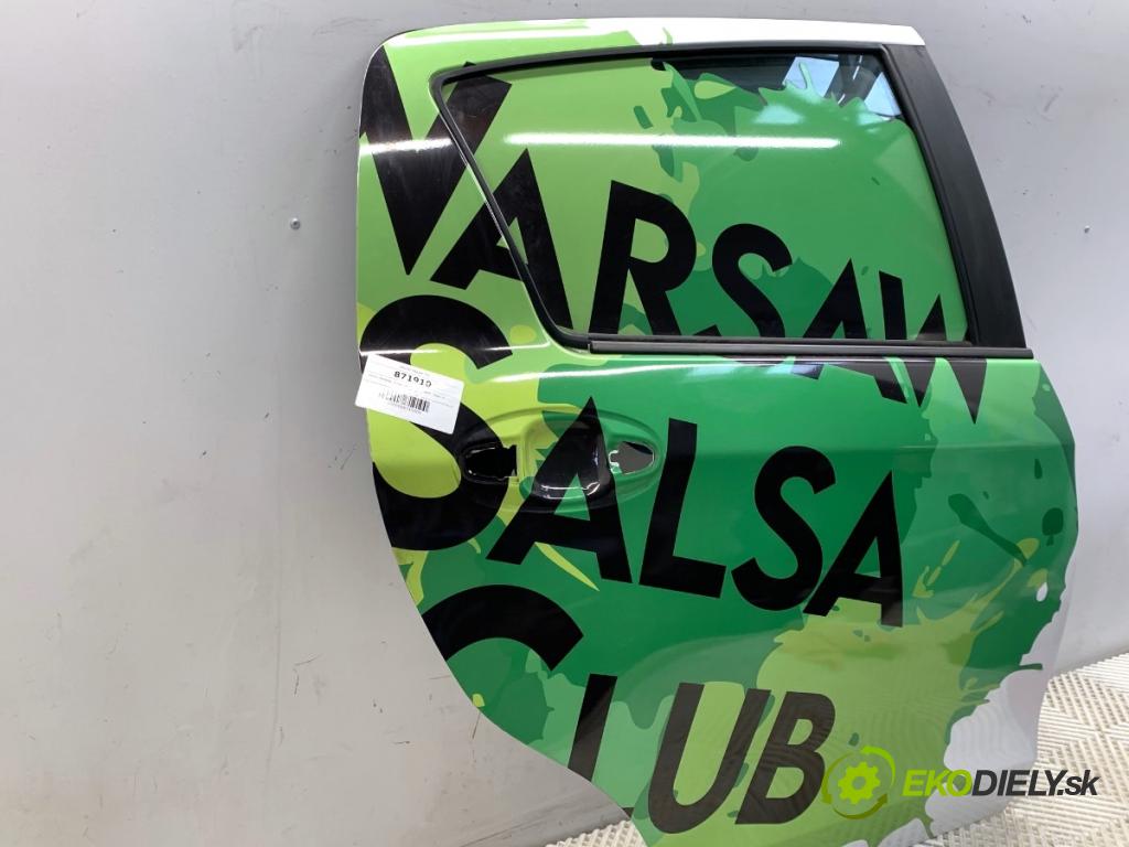 TOYOTA YARIS III liftback 2019 82 kW 1.5 (NSP131_) 1496 Dvere pravy zad