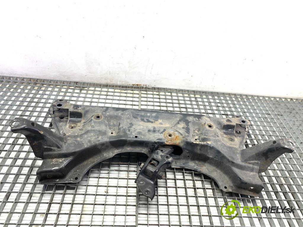 TOYOTA YARIS III liftback 2019 82 kW 1.5 (NSP131_) 1496 Výstuha pod Motor  (Výstuha predná)