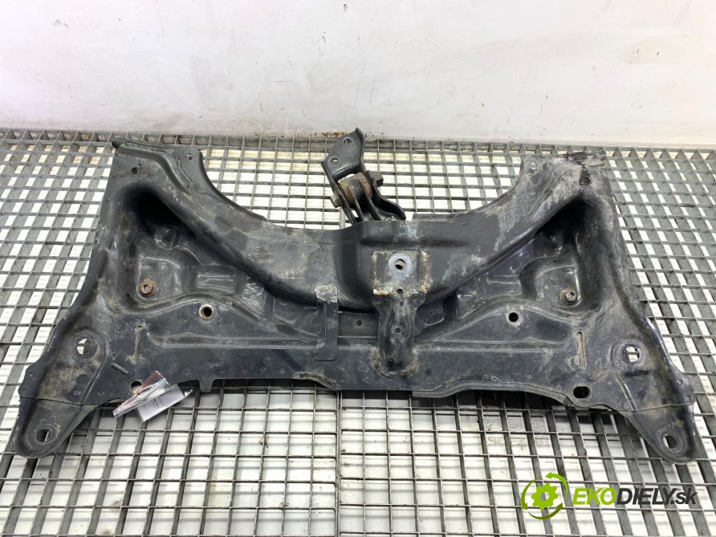 TOYOTA YARIS III liftback 2019 82 kW 1.5 (NSP131_) 1496 Výstuha pod Motor  (Výstuha predná)