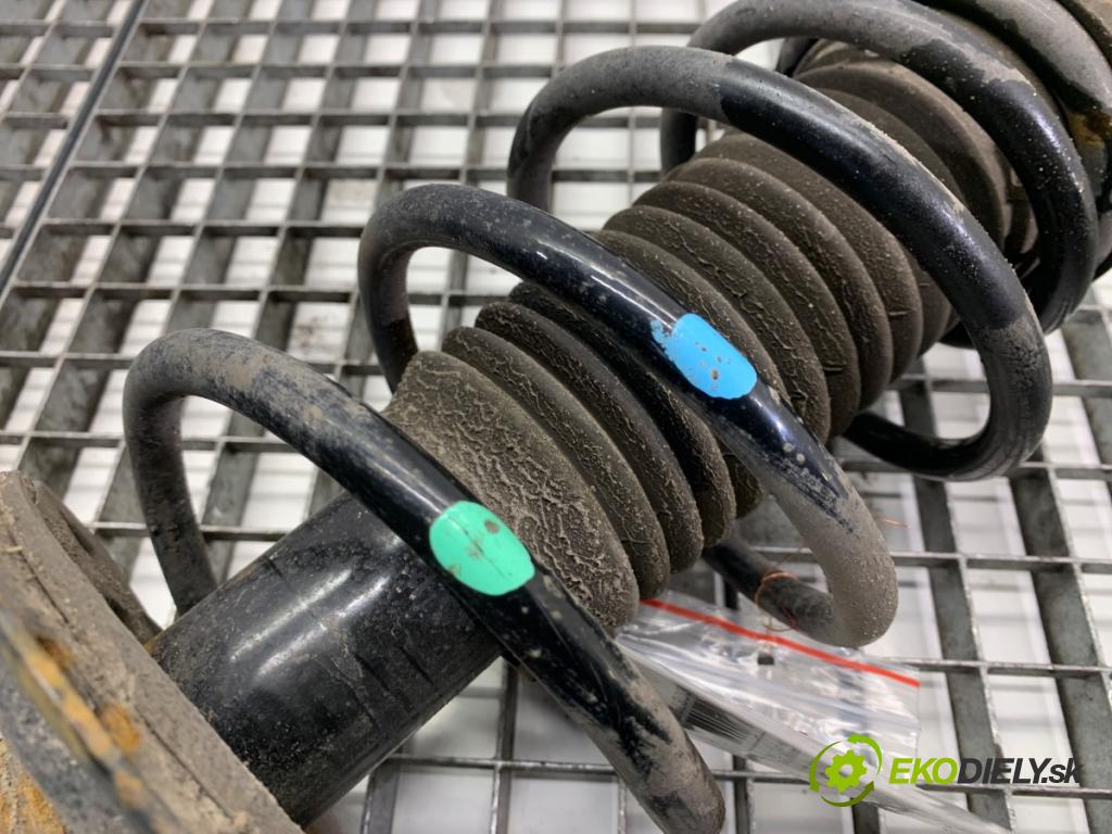 TOYOTA YARIS III liftback 2019 82 kW 1.5 (NSP131_) 1496 Tlmič pravy predný ZE