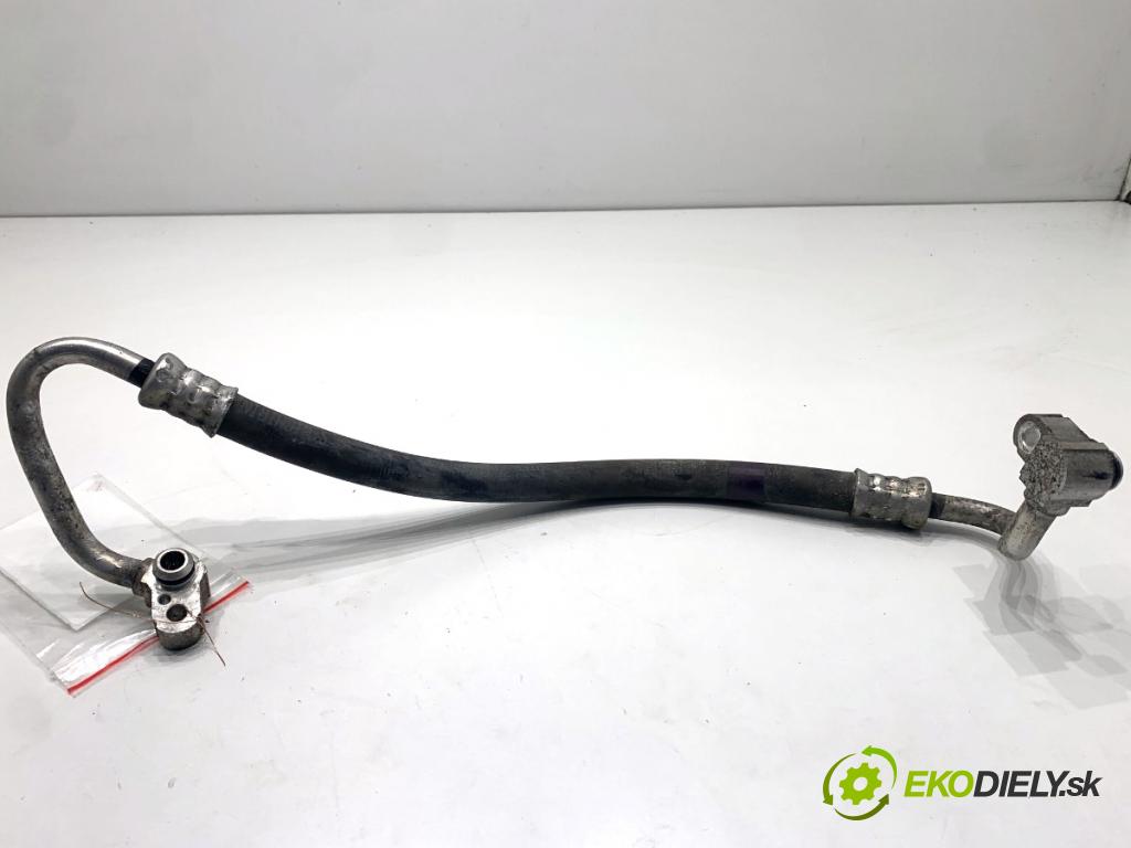 TOYOTA YARIS III liftback 2019 82 kW 1.5 (NSP131_) 1496 rúrka klimatizace  (Trubka klimatizace)