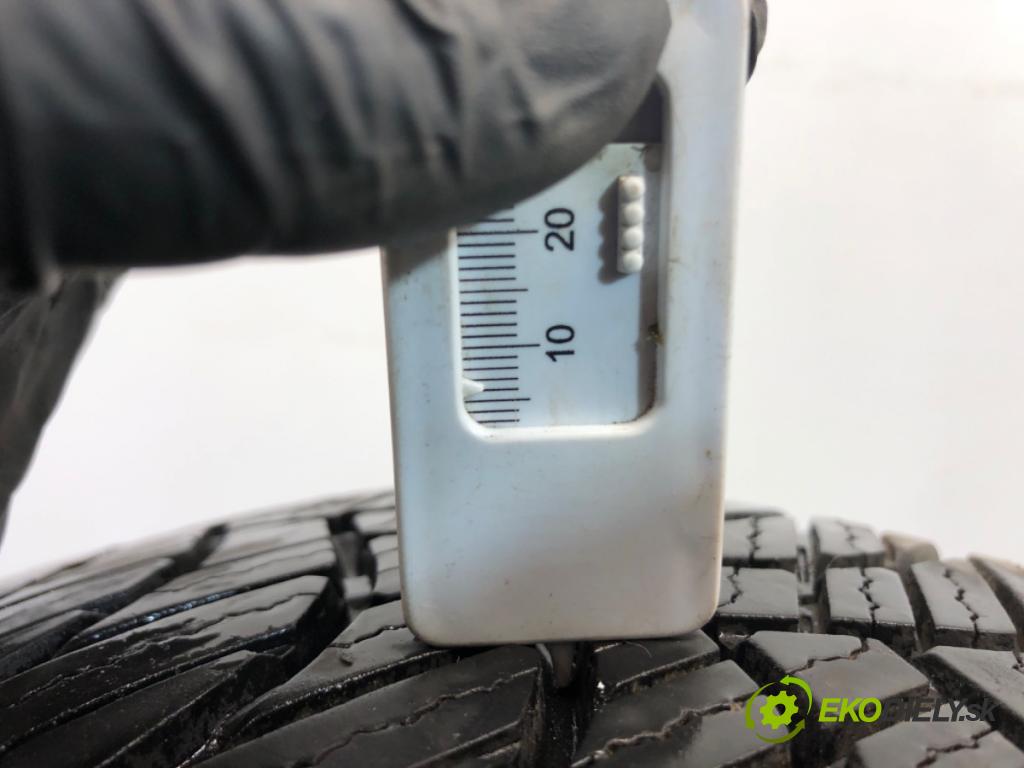 --- ---      PNEUMATIKY: PARA: VÍCENÁ SEZÓNA: 165/65 15" GOODRIDE