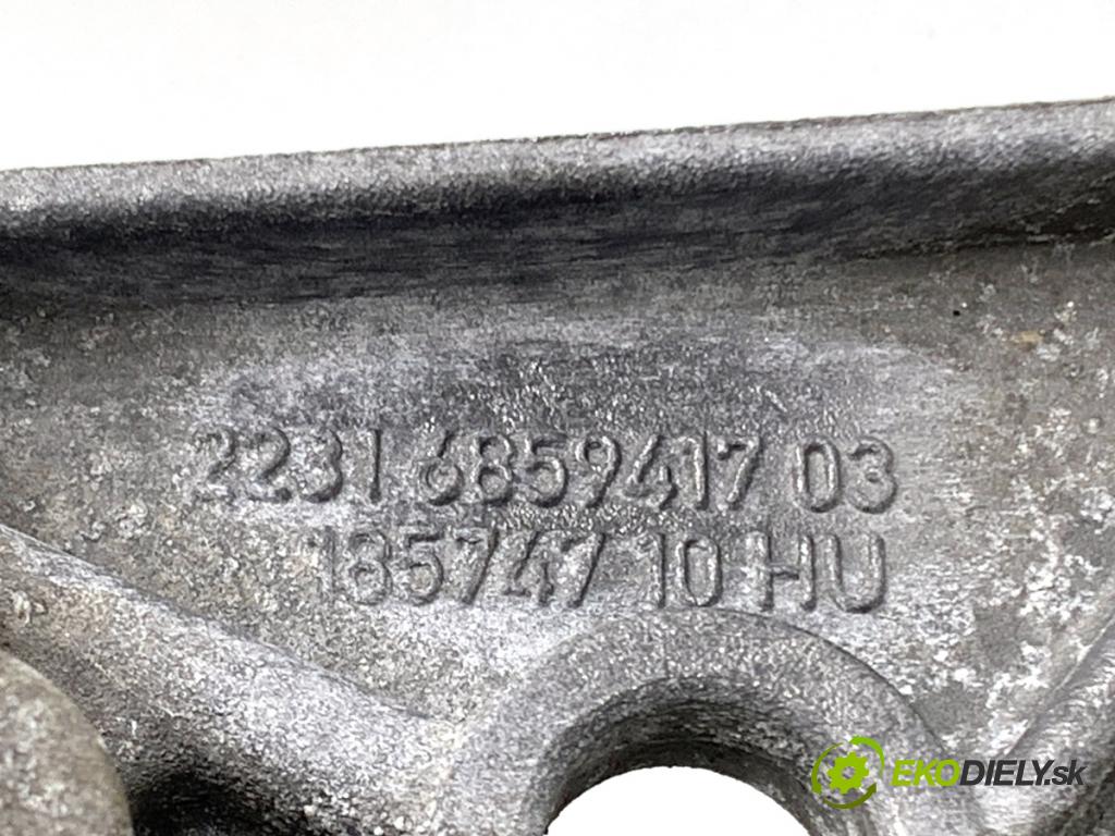 BMW F31 Kombi 2019 110 kW 318 d 1995 Držiak prevodovky 6859417