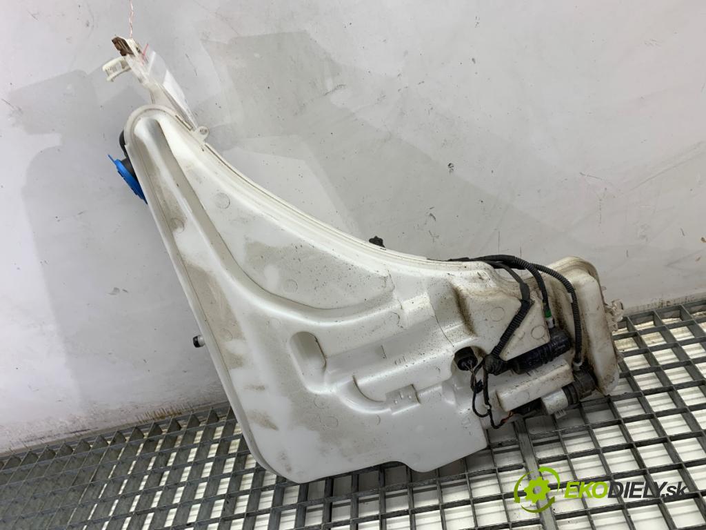BMW F31 Kombi 2019 110 kW 318 d 1995 Nádržka ostrekovačov 7241673