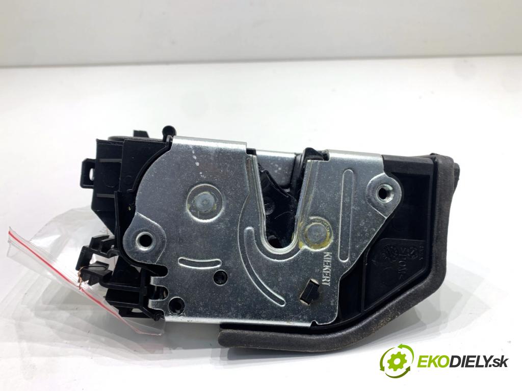 BMW F31 Kombi 2019 110 kW 318 d 1995 zámok dveře pravý zadní část 7229460