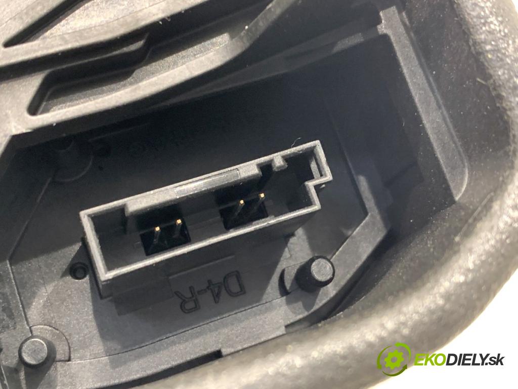 BMW F31 Kombi 2019 110 kW 318 d 1995 zámok dveře pravý přední část 7229458