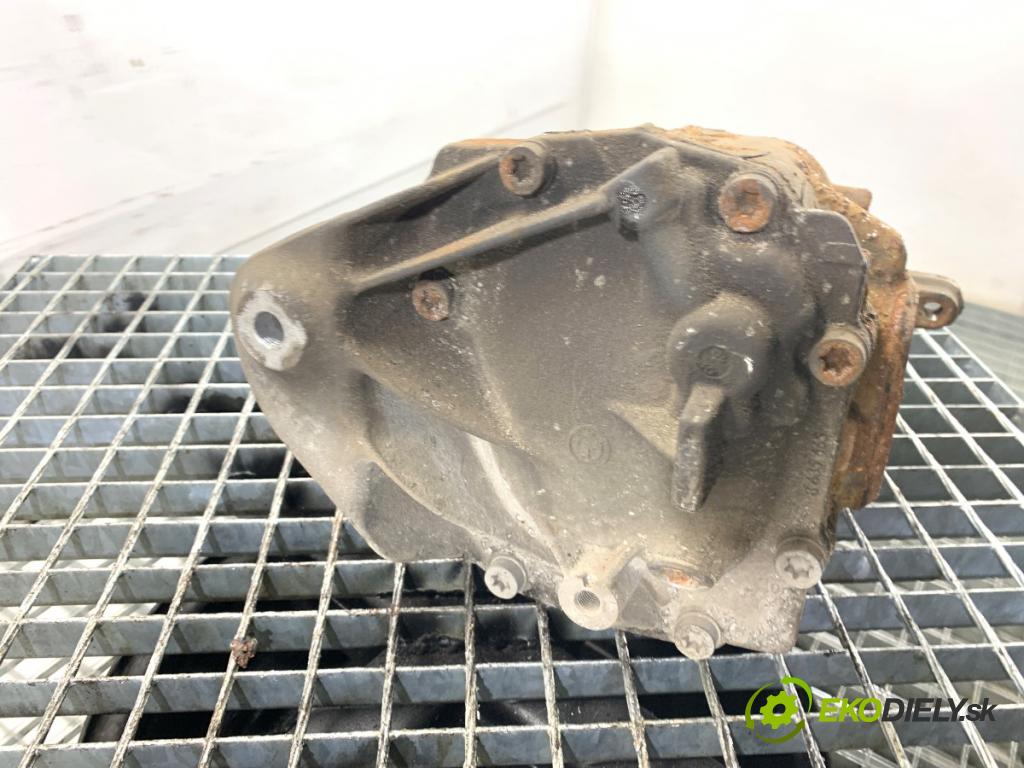 BMW F31 Kombi 2019 110 kW 318 d 1995 Most ,diferenciál zad 8485723