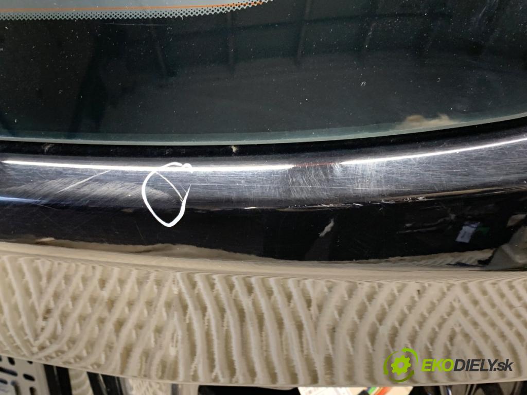 BMW F31 Kombi 2019 110 kW 318 d 1995 kapota zad 668